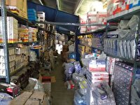 کشف انبار لوازم یدکی احتکار شده در رشت